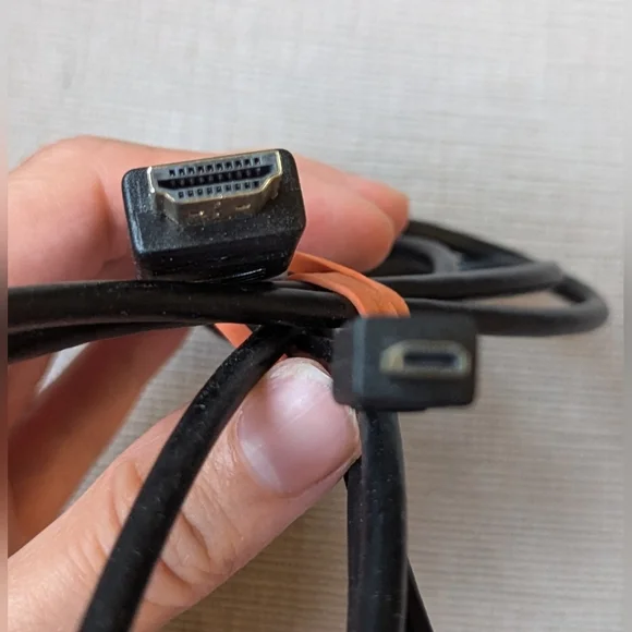 Electronic Cable - Picture 3 of 3